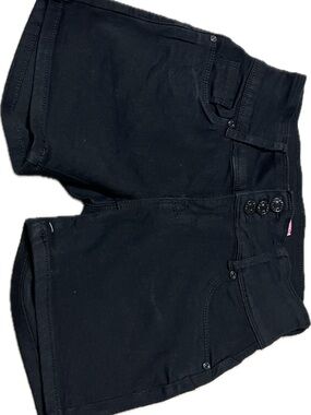 Wave jeans.Black High-Rise Button Short NWOT
